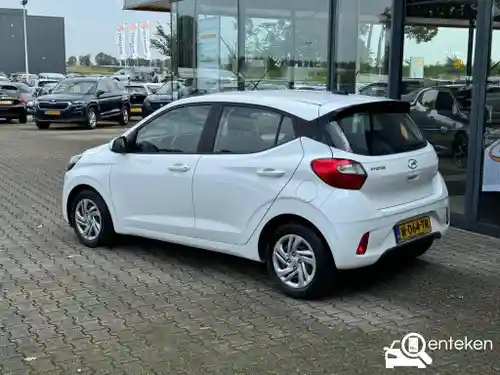 Hyundai i10 1.0 2022