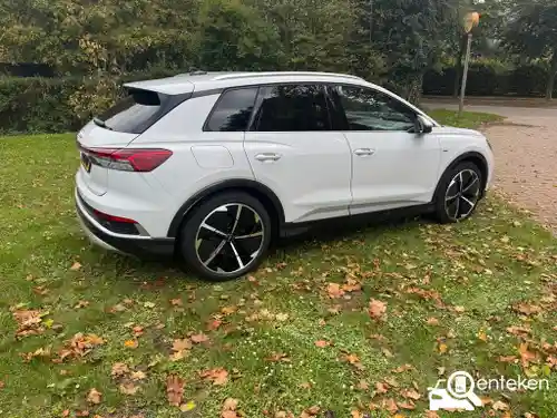 Audi Q4 40 e-tron 2021