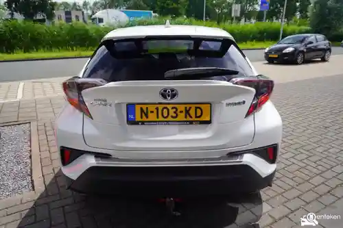 Toyota C-HR 1.8 Hybrid 2018