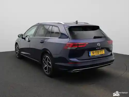 VW Golf Variant 1.5 eTSI 2022