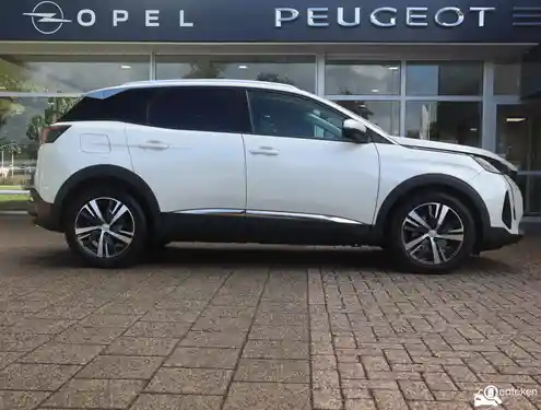 Peugeot 3008 1.2 PureTech 130 2021