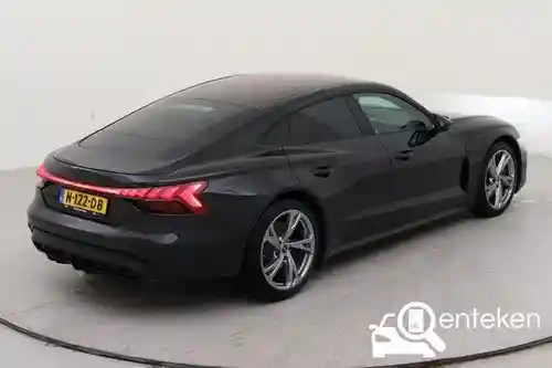 Audi e-tron GT 2021
