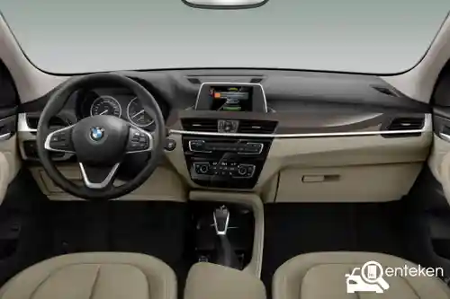 BMW X1 sDrive18i 2016