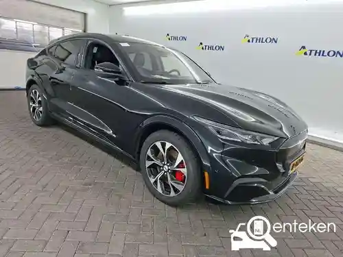 Ford Mustang Mach-E Standard Range 2021