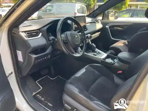 Toyota RAV4 2.5 Hybrid 2019