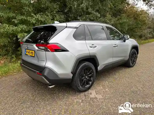 Toyota RAV4 2.5 Hybrid 2019