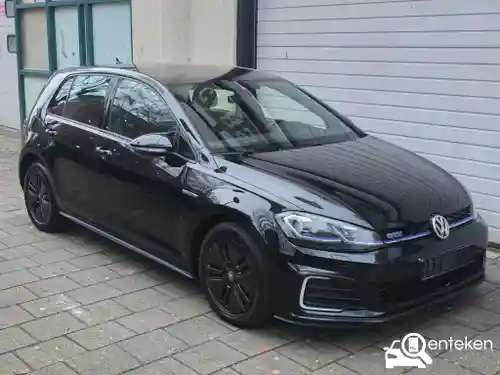 VW Golf GTE 2018