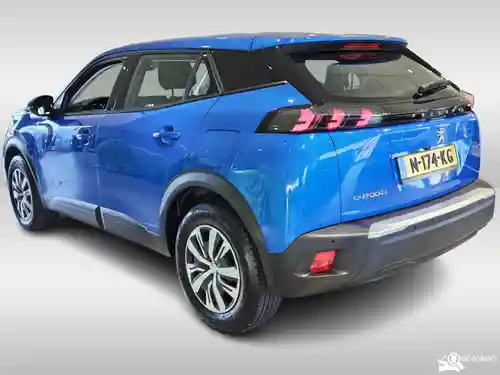 Peugeot e-2008 2021
