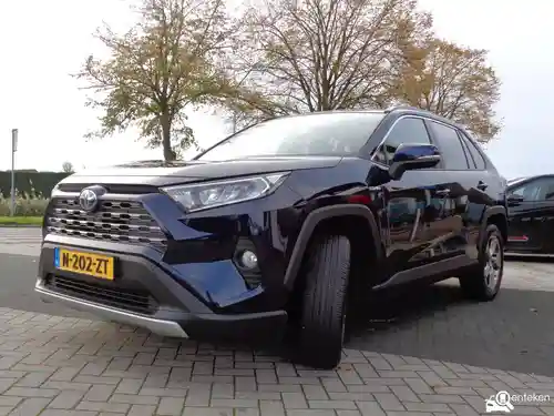 Toyota RAV4 2.5 Hybrid 2022