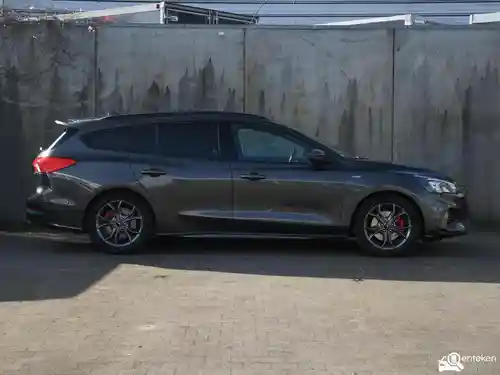 Ford Focus Turnier 1.0 EcoBoost Hybrid 2021