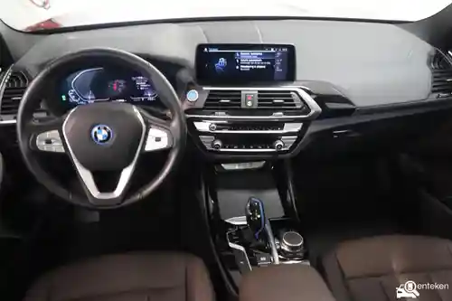 BMW iX3 2021