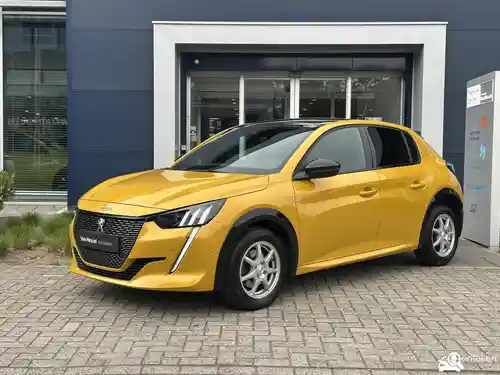 Peugeot 208 1.2 PureTech 100 2021