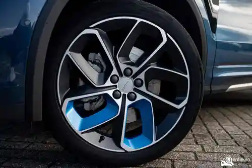 Lynk & Co 01 1.5TD PHEV 2021