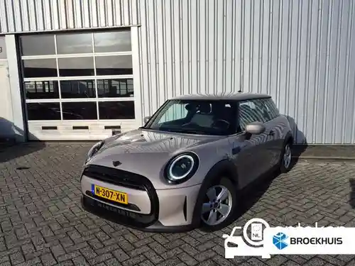 MINI  One 2022