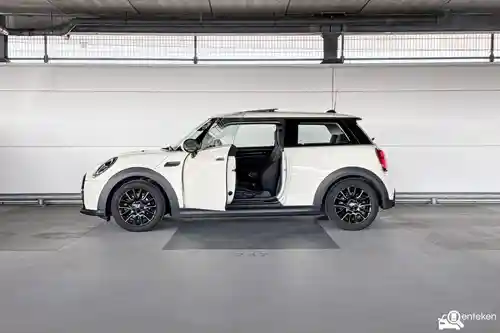 MINI  One 2022