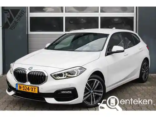 BMW 118i 2022
