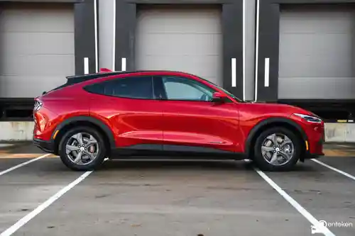 Ford Mustang Mach-E Extended Range 2021