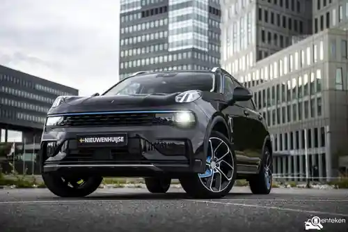 Lynk & Co 01 1.5TD PHEV 2021
