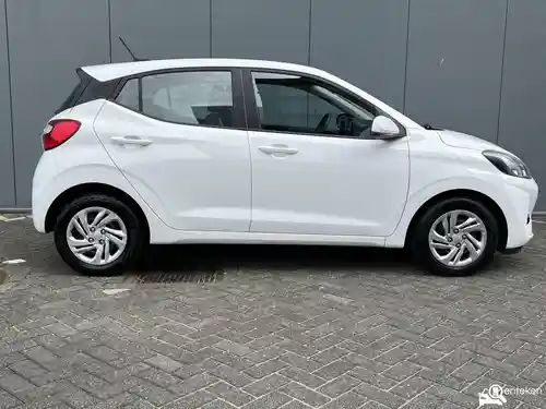 Hyundai i10 1.0 2022