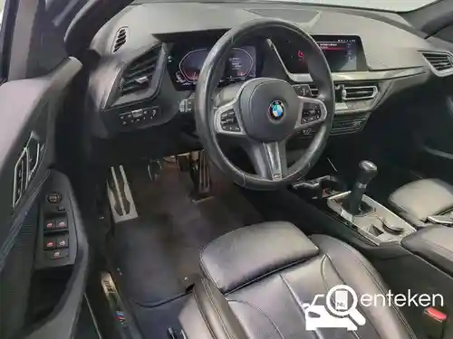 BMW 118i 2021
