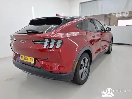 Ford Mustang Mach-E Standard Range 2021