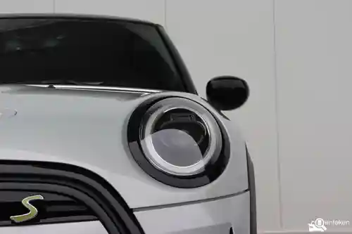 MINI  Cooper SE 2021
