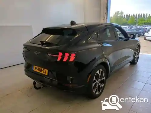 Ford Mustang Mach-E Extended Range 2021