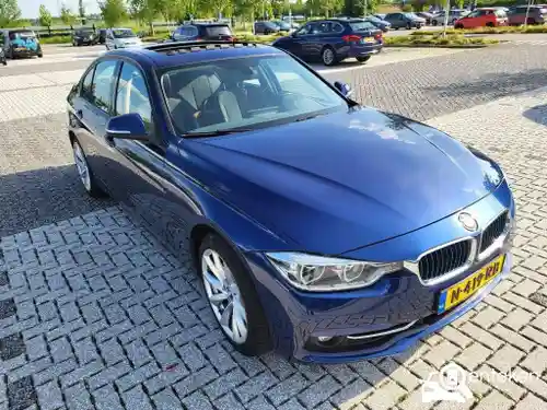 BMW 330e iPerformance 2017