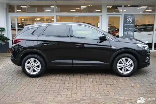 Opel Grandland X 1.2 DI Turbo 2021