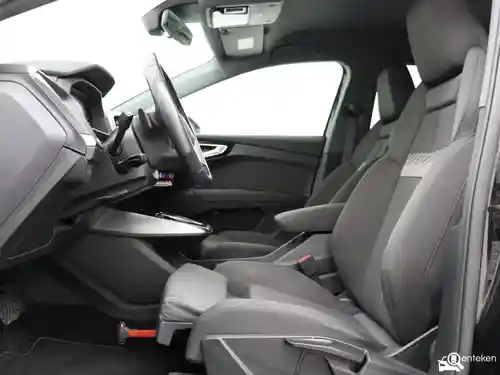 Audi Q4 40 e-tron 2021