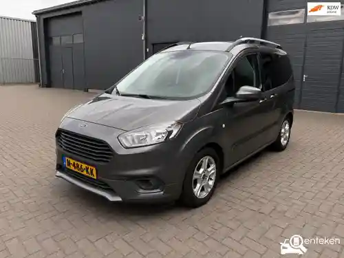 Ford Tourneo Courier 1.0 EcoBoost 2019