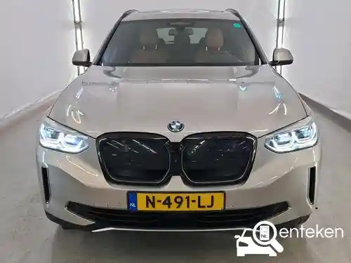 BMW iX3 2021