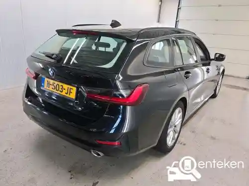 BMW 318i Touring 2021