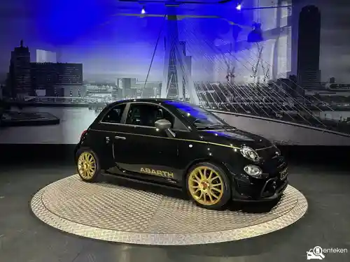 Abarth 595 2021