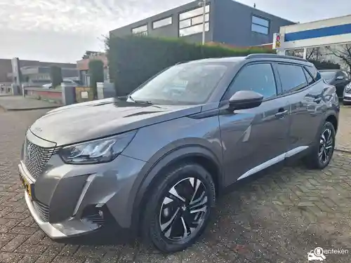 Peugeot 2008 1.2 PureTech 130 2021
