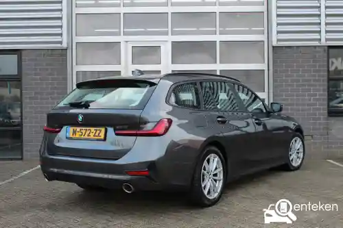 BMW 318i Touring 2022