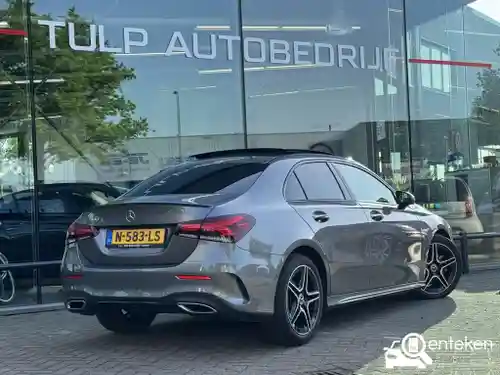 Mercedes-Benz A 180  2021