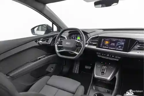 Audi Q4 40 e-tron 2021