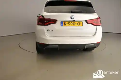 BMW iX3 2021