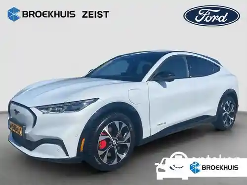 Ford Mustang Mach-E Standard Range 2021