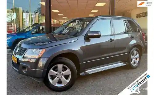 Suzuki Grand Vitara 2.4 2011