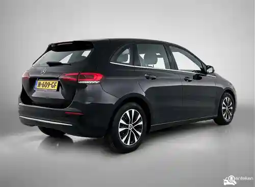 Mercedes-Benz B 180 2021