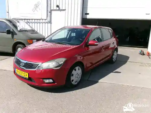 KIA cee´d 1.4 2013