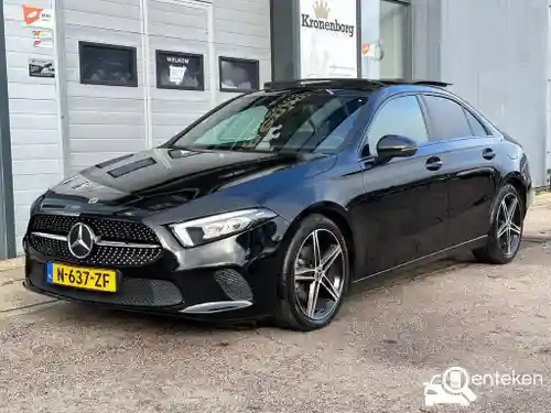 Mercedes-Benz A 180  2021