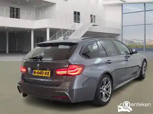 BMW 318i Touring 2018