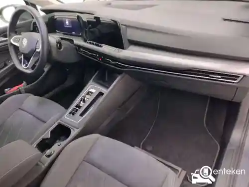 VW Golf 1.5 eTSI 2022