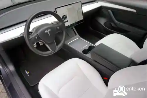 Tesla Model 3 Performance 2021