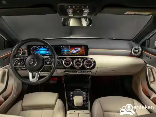 Mercedes-Benz A 180 2021
