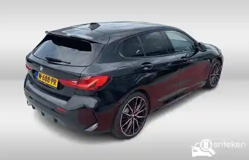 BMW 118i 2021