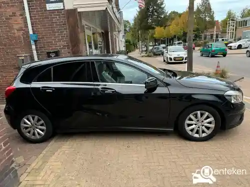 Mercedes-Benz A 180 2013